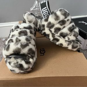Fluff Yeah Ugg Slides. Brand New.
